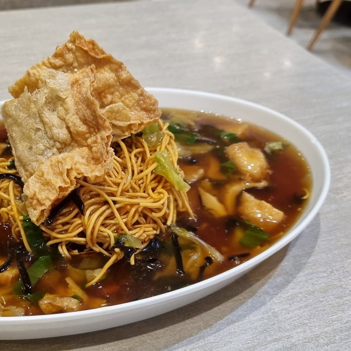 photo of Flavours by Saute Lion Mane Thick Broth Yee Noodles shared by @imgoodgirl on  14 Dec 2022 - review