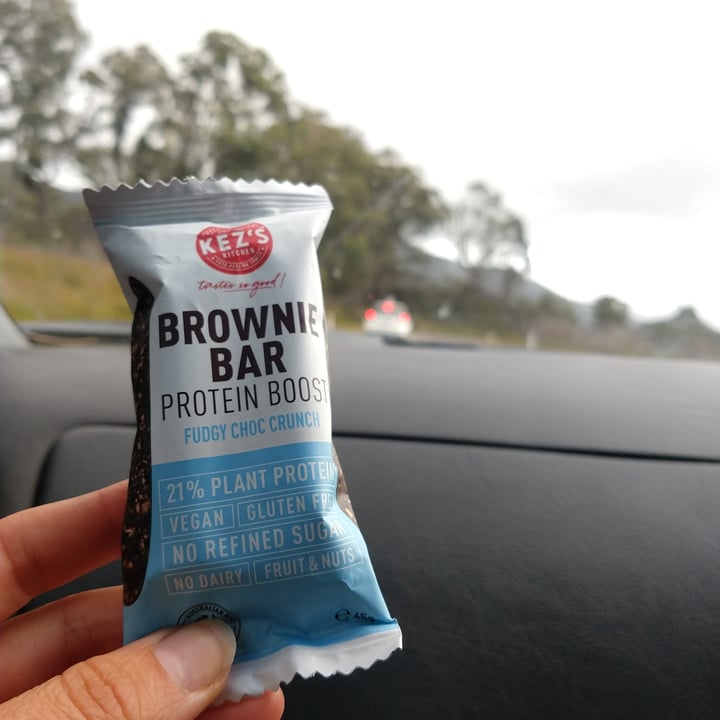 photo of Kez's kitchen Brownie bar shared by @caromartinis on  11 Apr 2021 - review