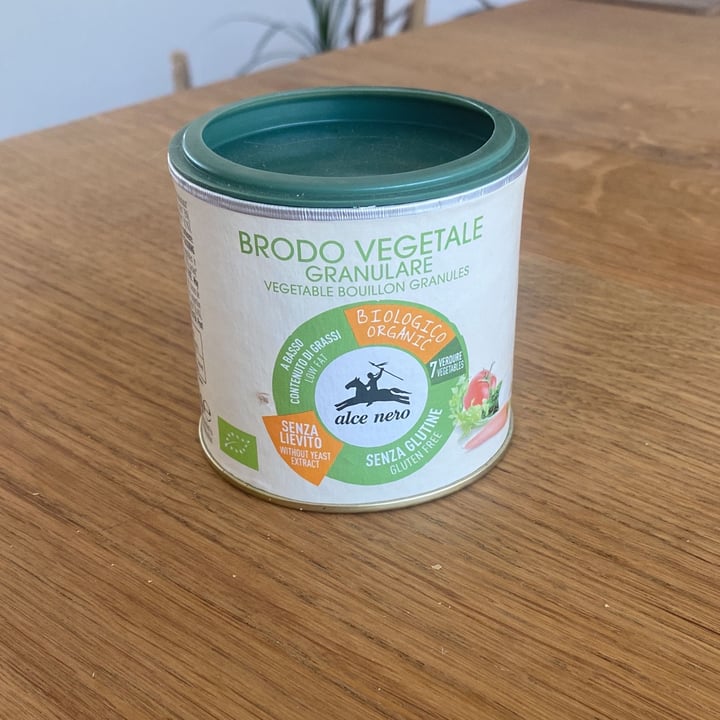 photo of Alce Nero Brodo vegetale granulare shared by @silviacappai on  28 Oct 2022 - review