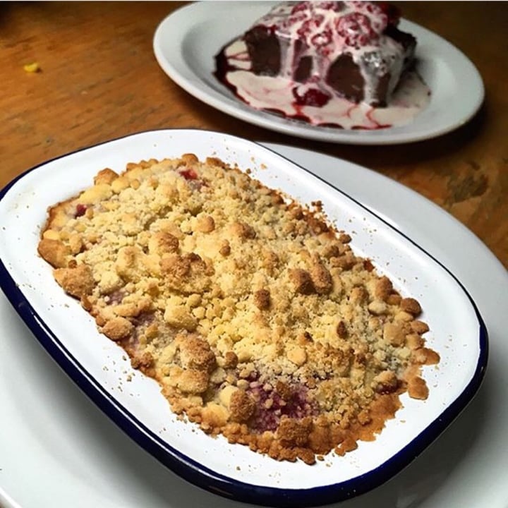 review photo of Cafe Van Gogh Crumble shared by @beatlebel on 18 Mar 2020 - review