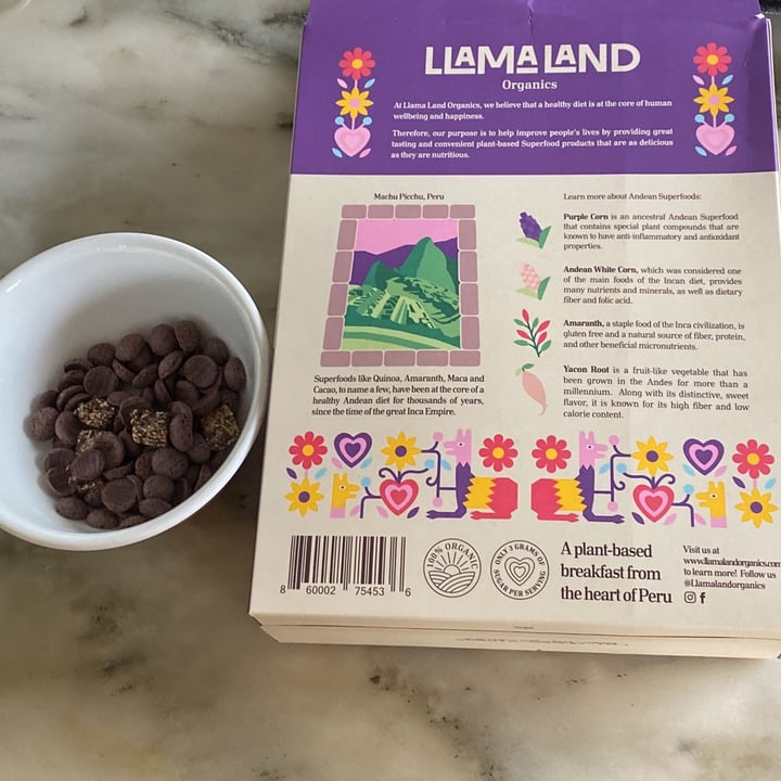 review photo of LlamaLand Superfood Crunch Cereal shared by @wavvyo on 11 Dec 2022 - review