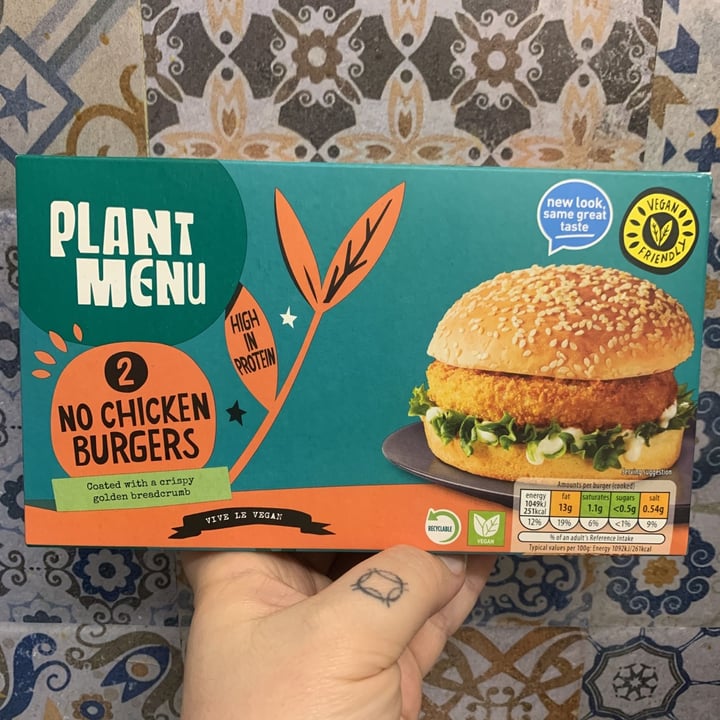 photo of Plant Menu 2 No Chicken Burgers shared by @marruiz on  12 Feb 2021 - review