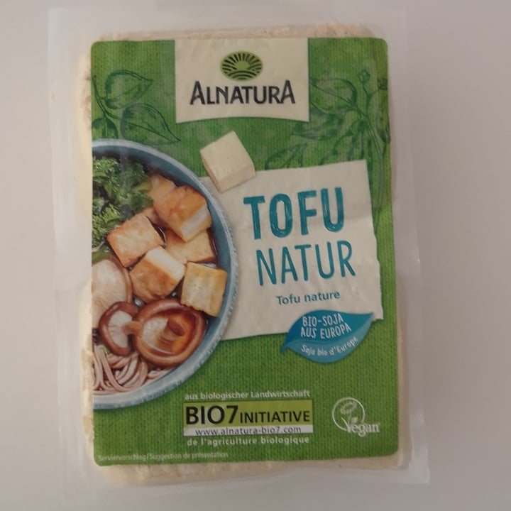 photo of Migros Tofu shared by @cinaziabusacca on  03 May 2022 - review