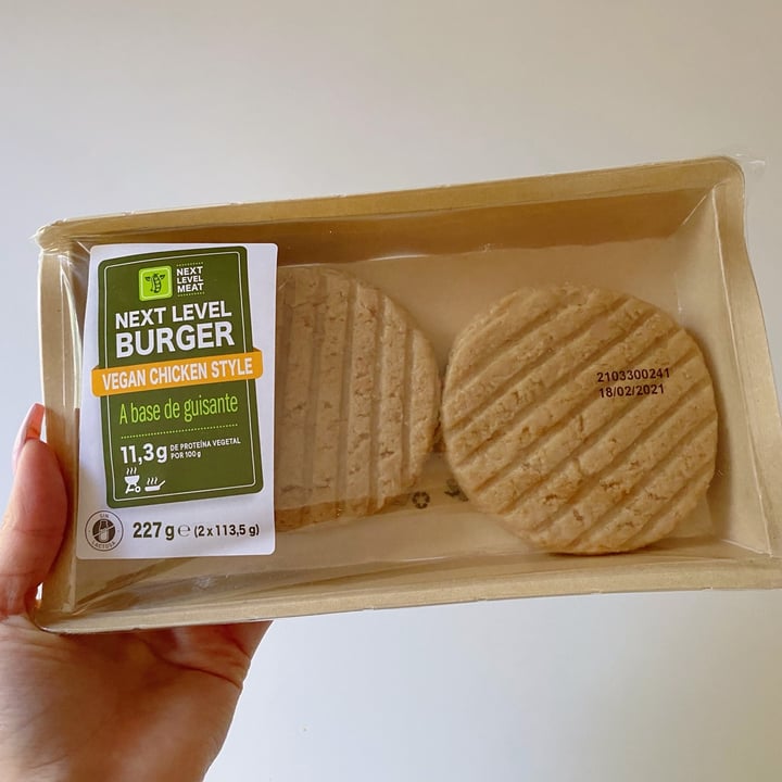 review photo of Next Level Meat Next Level Burger Vegan Chicken Style shared by @crisveganqueen on 17 Feb 2021 - review