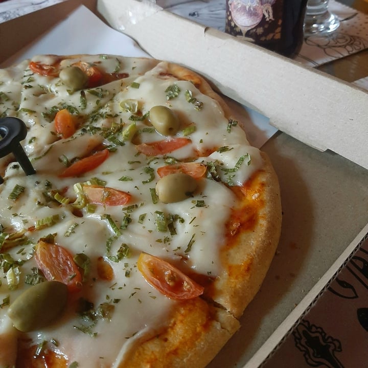 photo of Manhattan Ushuaia Pizza Vegana Estilo Manhattan shared by @paulaescalante on  03 Mar 2021 - review