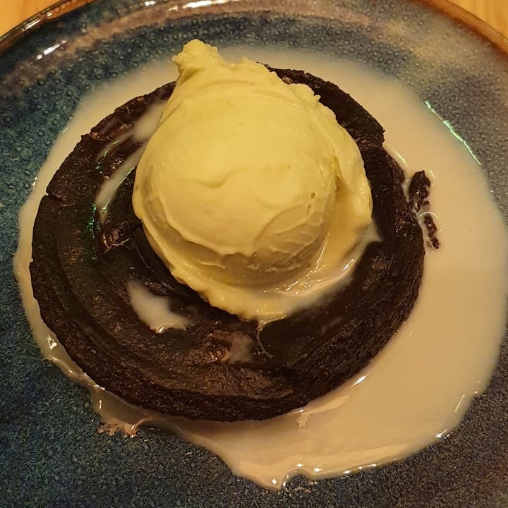 photo of Avocado Love Brownie con helado de aguacate shared by @lmf on  26 Oct 2020 - review