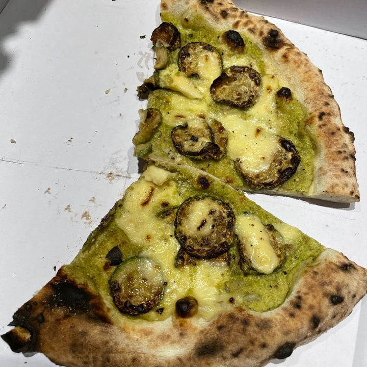 photo of Pizza Youth Pizza de abobrinha e pesto shared by @rurosrmb on  09 Jan 2022 - review