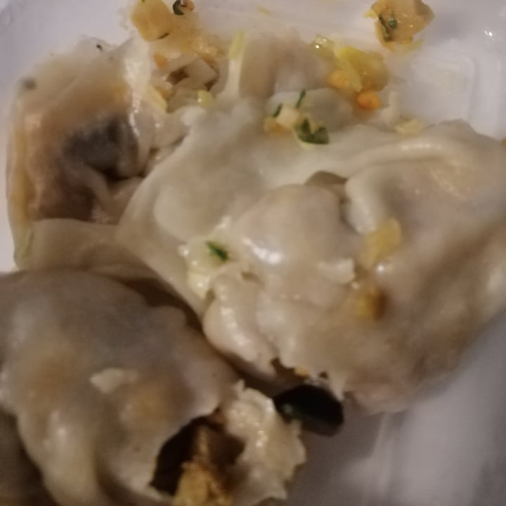 review photo of Dum Dum Dumplings Veganos shared by @sebastianr on 25 Aug 2021 - review