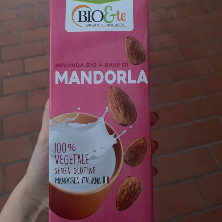 photo of Bio&te Bevanda Bio A Base Di Mandorla shared by @vittoriazanoni on  17 May 2022 - review