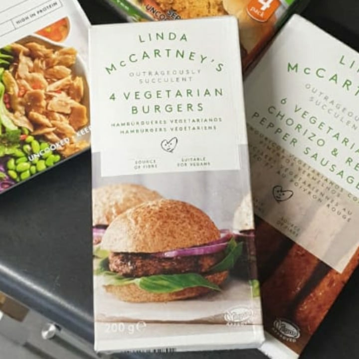 photo of Linda McCartney's 4 Vegetarian Burgers shared by @jaebae on  28 Jun 2020 - review