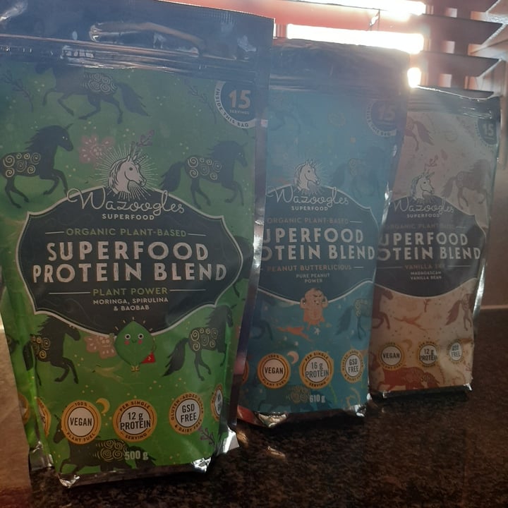 review photo of Wazoogles Superfood Vanilla protein powder shared by @veganontheprairie on 19 Nov 2020 - review