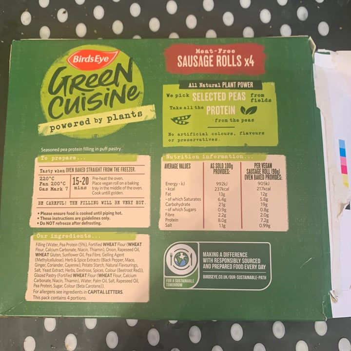 photo of Findus Meat-Free Sausage Rolls shared by @frogusvegan on  20 Feb 2021 - review