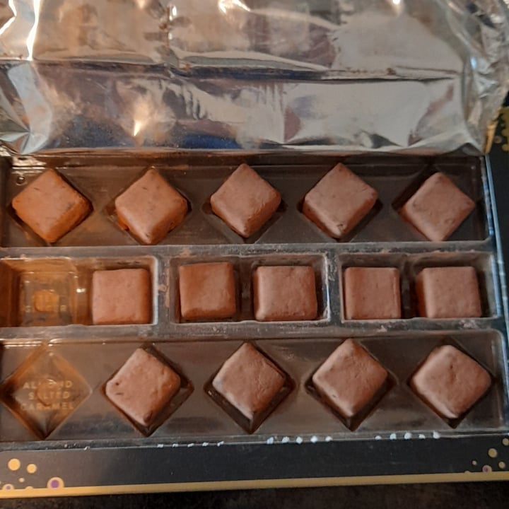 photo of Booja-Booja Booja Booja chocolate truffles shared by @clarewatters on  23 Apr 2022 - review