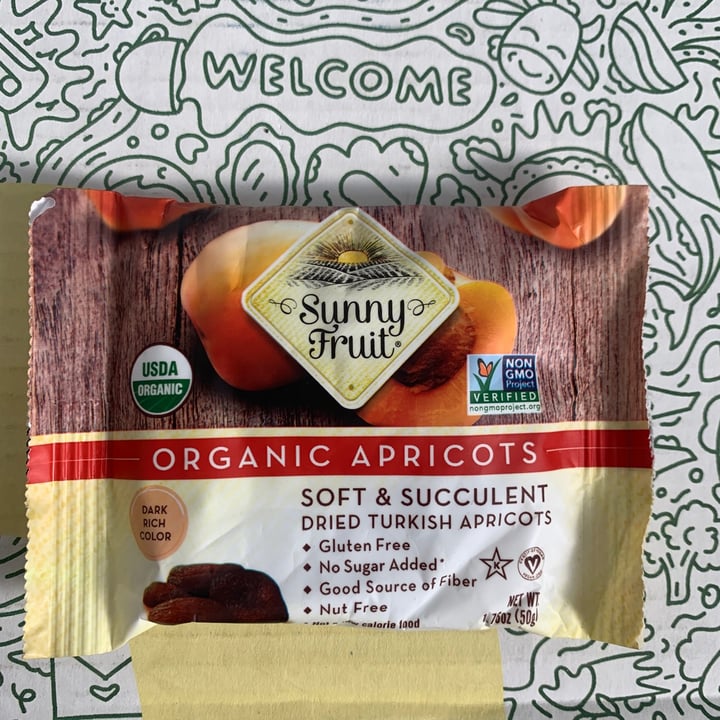 photo of Sunny Fruit Organic Apricots shared by @hereforareason on  27 Feb 2022 - review