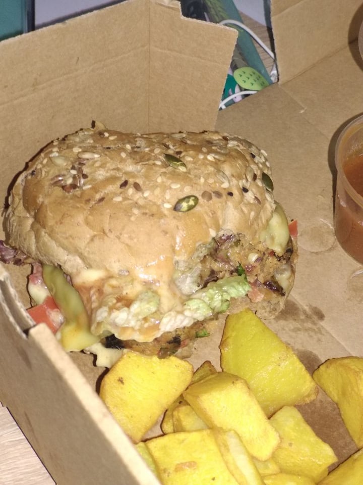 photo of Mama Tierra Mushroom Burger shared by @sebicooul on  18 May 2019 - review