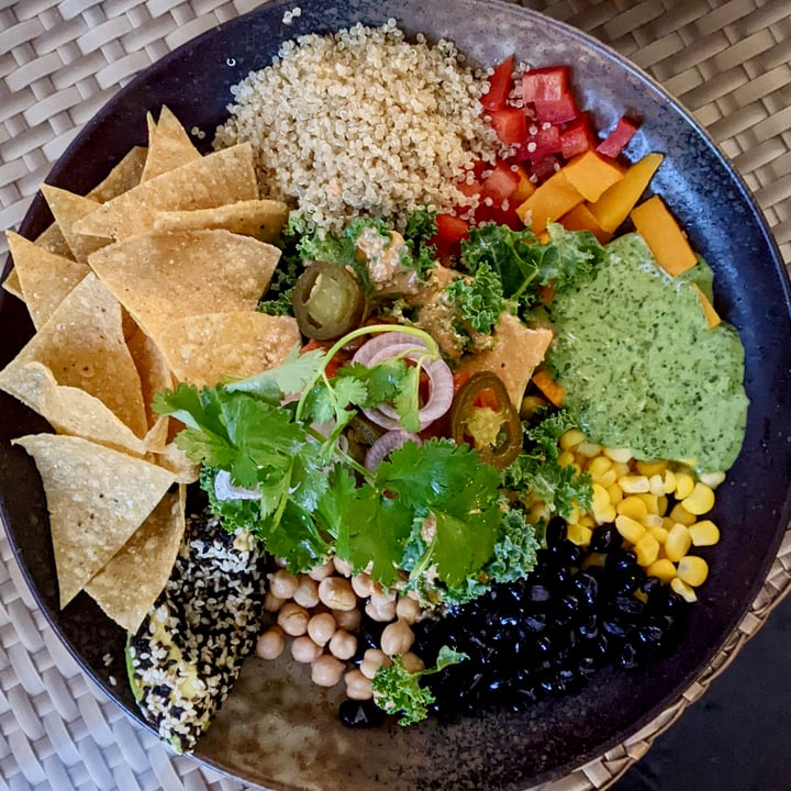 photo of Privé Keppel Mad-For-Mexican Salad shared by @xinru-t on  02 Oct 2022 - review