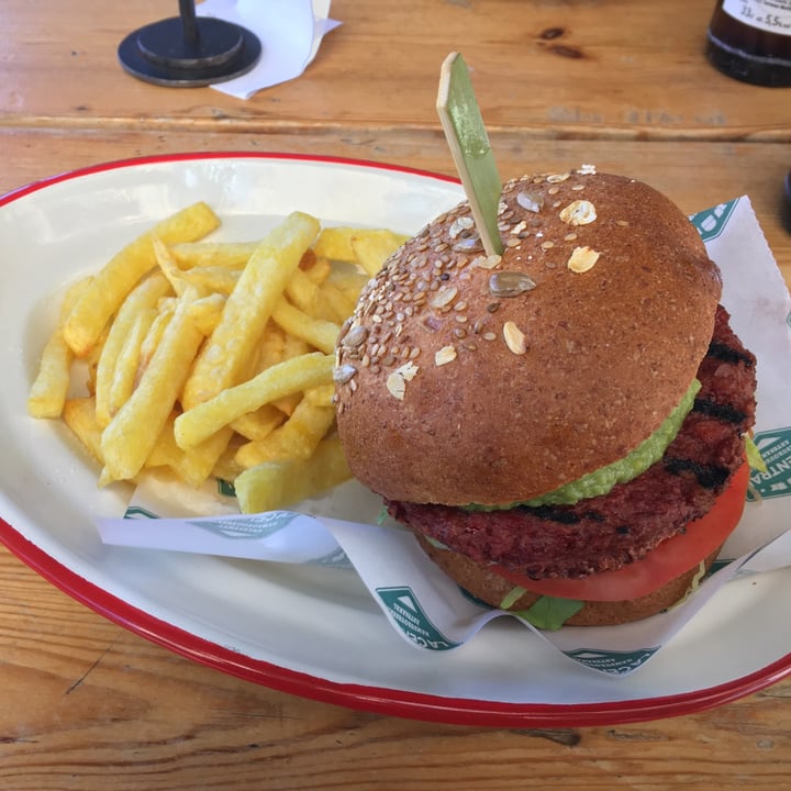 photo of La Central Hamburgesería Born Carne vegana shared by @animafragile85 on  30 Sep 2022 - review