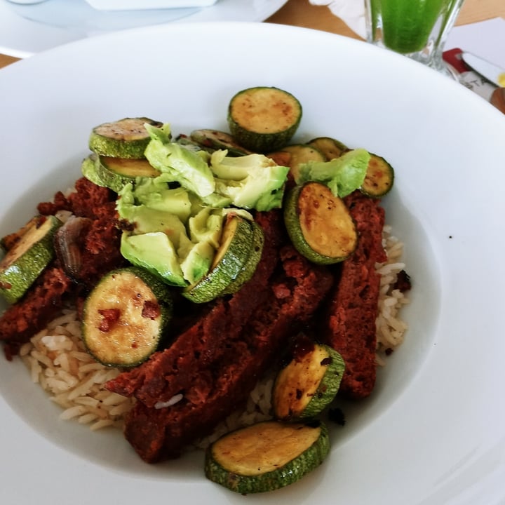 review photo of Fiesta Inn Morelia Altozano Tazon plant based shared by @marovallecillos on 19 Jul 2022 - review
