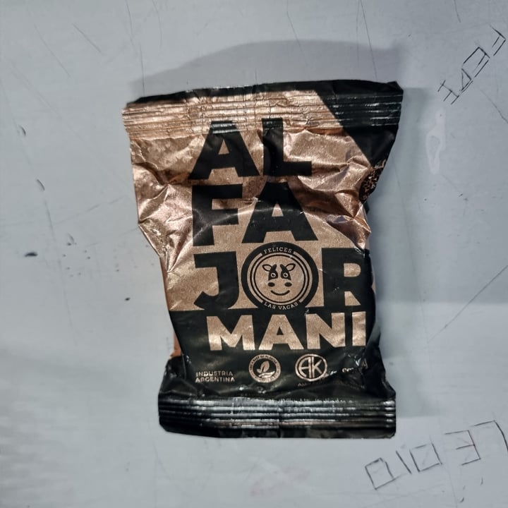 photo of Felices Las Vacas Alfajor Con Pasta De Maní shared by @i4berry on  22 Jul 2022 - review