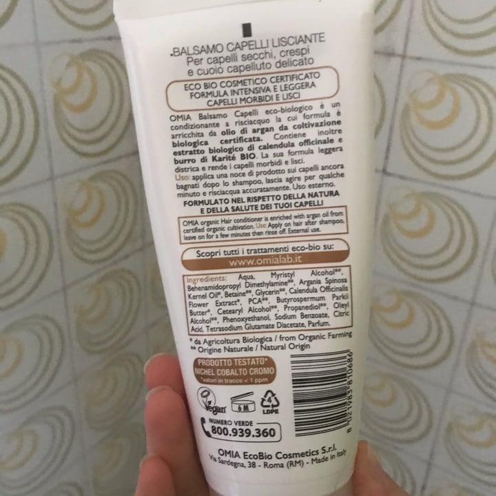 photo of Omia Laboratoires Balsamo Capelli All'olio Di Argan shared by @isabelg on  20 Dec 2021 - review