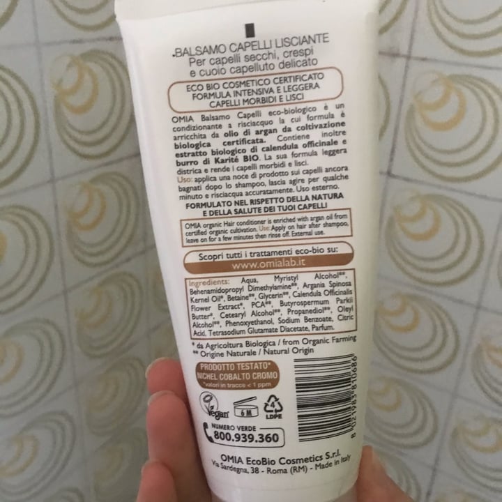 review photo of Omia Laboratoires Balsamo Capelli All'olio Di Argan shared by @isabelg on 20 Dec 2021 - review