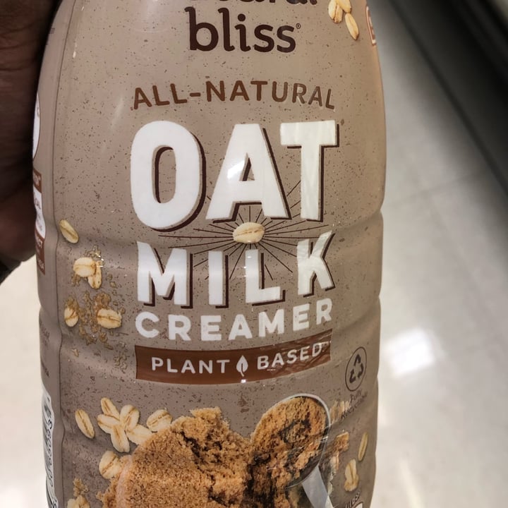 photo of Coffee mate natural bliss Brown Sugar Oatmilk Creamer shared by @kikilane007 on  01 Jun 2022 - review