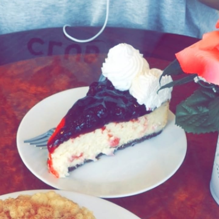 photo of Vegan Danish Bakery "Cheese"cake shared by @spade-explores on  29 Dec 2021 - review