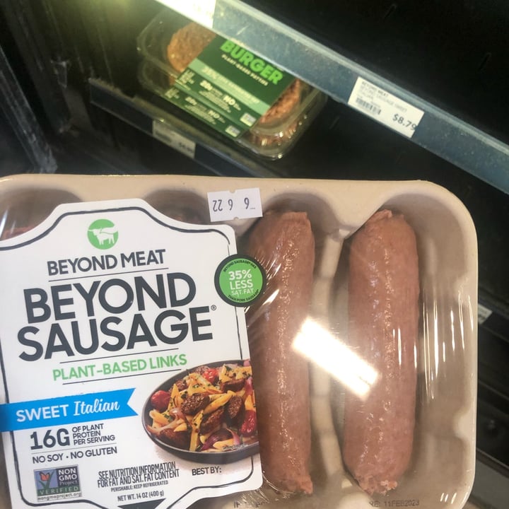 review photo of Beyond Meat Beyond Sausages Sweet Italian shared by @vegan62013 on 29 May 2022 - review