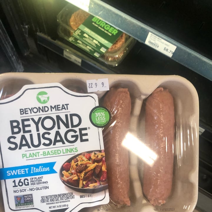 photo of Beyond Meat Beyond Sausages Sweet Italian shared by @vegan62013 on  29 May 2022 - review