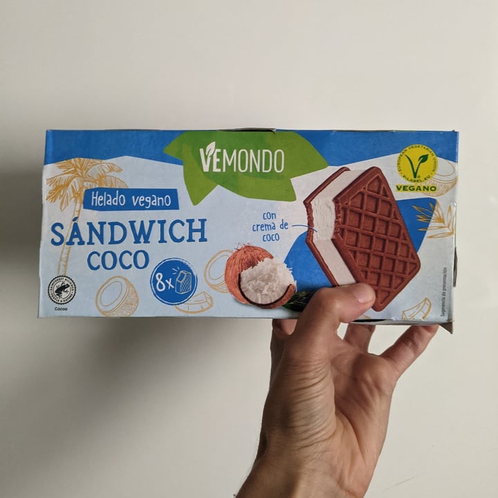 photo of Vemondo Coconut sandwich shared by @vanessaprats on  23 Jul 2021 - review