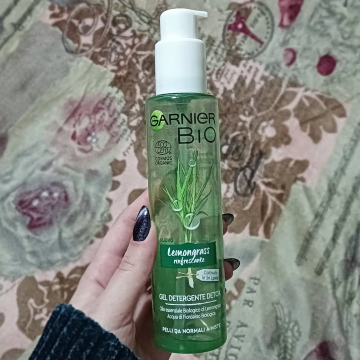 photo of Garnier Bio Gel detergente detox shared by @hellnymph2 on  12 Apr 2022 - review