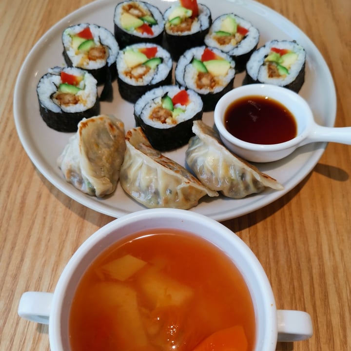 photo of Loving Nature Avocado Tempeh Sushi with Dumplings shared by @anna-c on  16 Mar 2021 - review