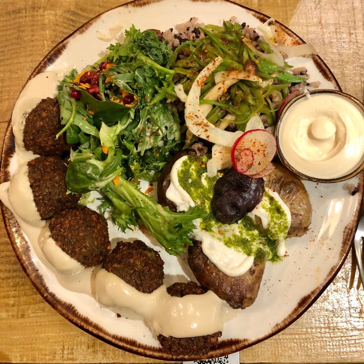 photo of Honest Greens Hortaleza Falafel con arroz shared by @lauraynico on  15 Feb 2021 - review