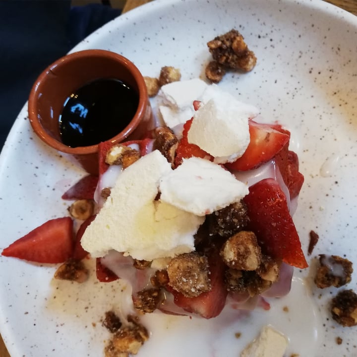 photo of Karibu - Coffee, Brunch, Diner En Borrel waffles shared by @minima5 on  01 Aug 2022 - review