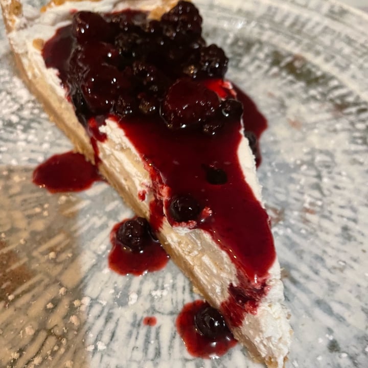 photo of Osteria L’Angolo Divino Cheesecake Vegana shared by @caterinacc on  27 Dec 2022 - review