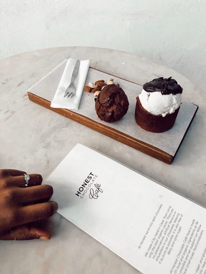 photo of Honest Chocolate Cafe Banana Bread Bunny Chow shared by @rati on  25 Oct 2019 - review