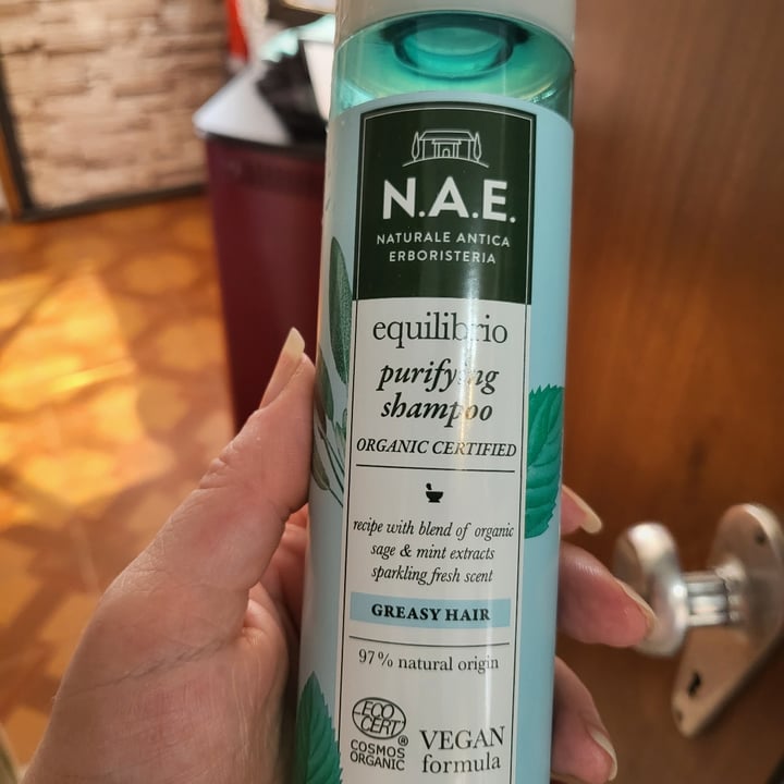 review photo of N.A.E. Naturale Antica Erboristeria Equilibrio - purifying shampoo shared by @ireneg on 18 May 2022 - review