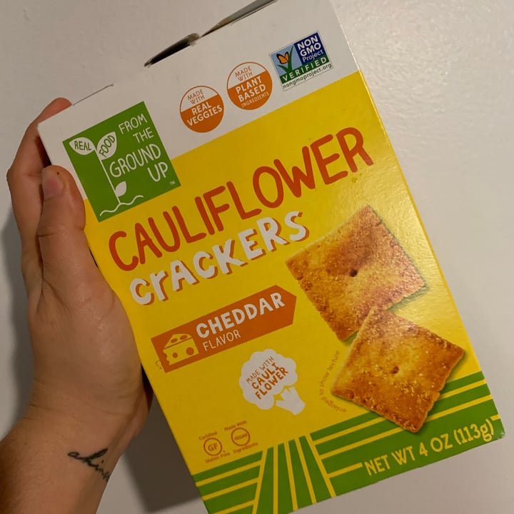 photo of Real Food From The Ground Up Cauliflower Crackers Cheddar Flavor shared by @angelicabiancaa on  12 Jan 2021 - review