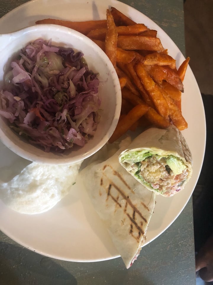 photo of Urban Bites Falafel Wrap shared by @delphinesupanya on  10 Oct 2019 - review