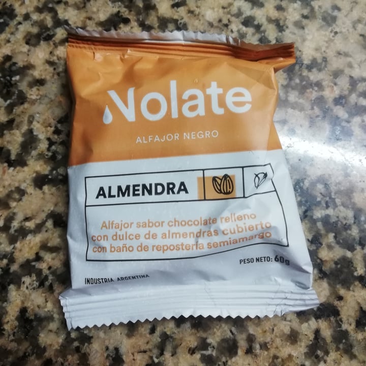 photo of Nolate Alfajor Negro De Almendras shared by @garolaagustina on  22 Apr 2021 - review