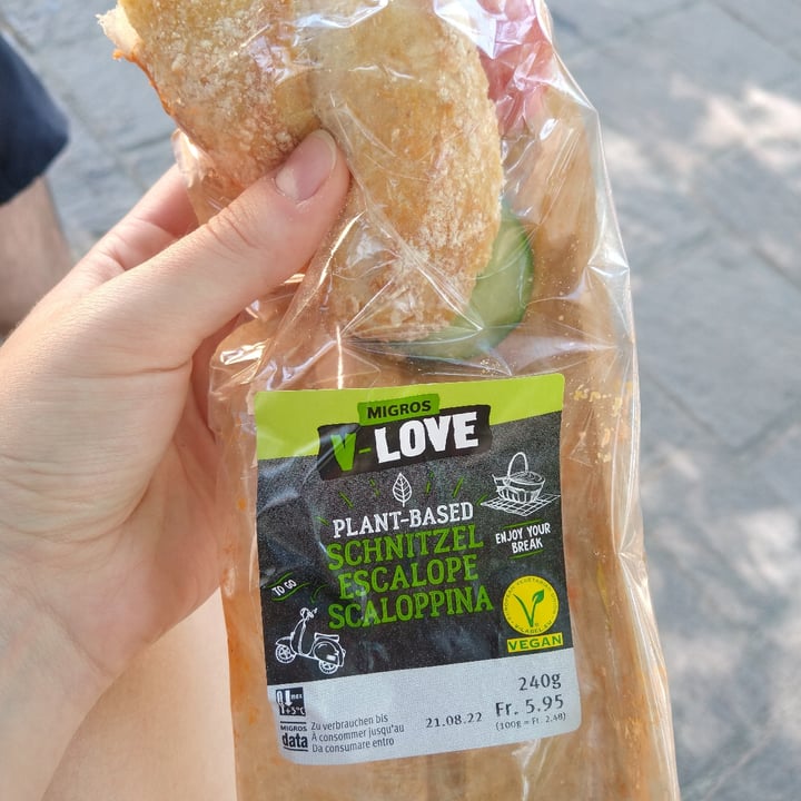 review photo of Migros V-Love plant based schniztel escalope scaloppina shared by @saratms on 16 Sep 2022 - review