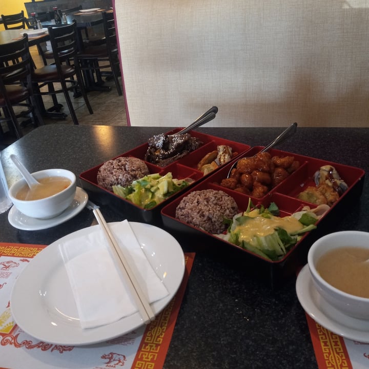 review photo of Chef Kenny’s Asian Vegan Korean Bbq Beef Bento Box shared by @keital on 23 Sep 2022 - review