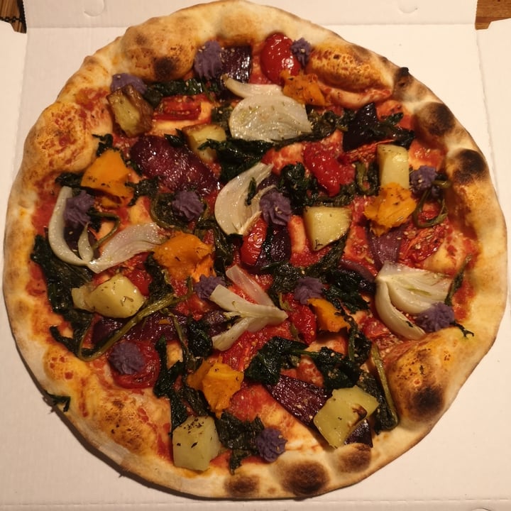 review photo of BRAMA - fame di pizza Pizza Vegana shared by @elenadamimato on 13 Dec 2021 - review