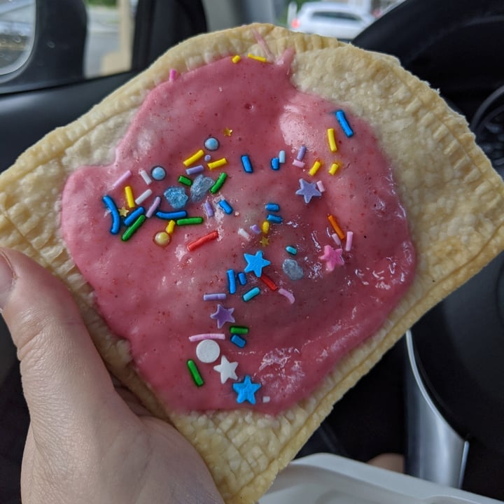 photo of Three Girls Vegan Creamery Pop Tart shared by @jslaw on  01 Dec 2020 - review