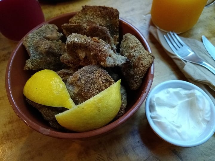 review photo of Estilo Veggie Alitas de Tofu shared by @amargagente on 23 Oct 2019 - review