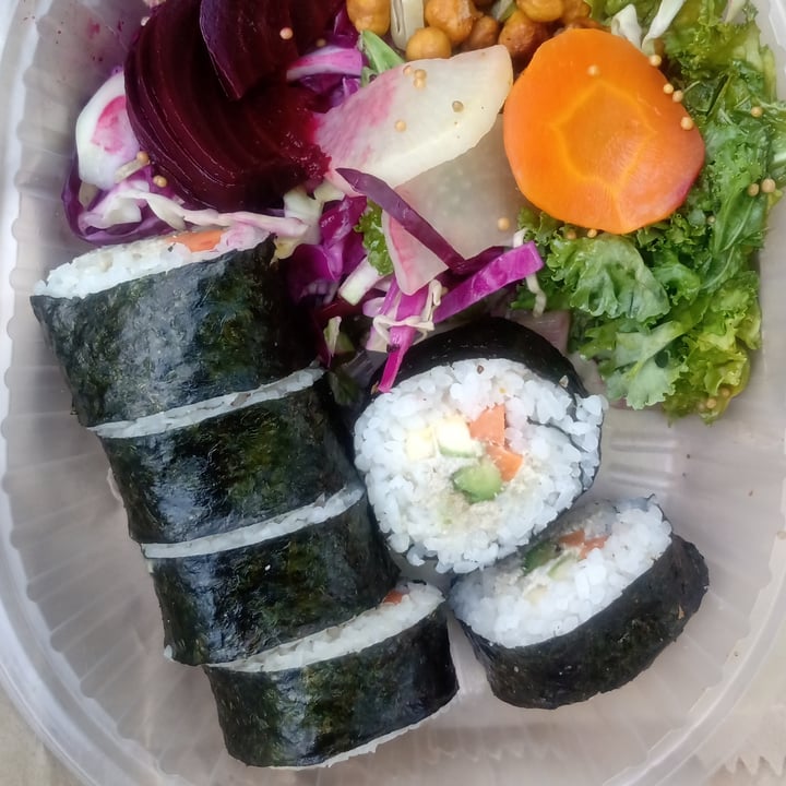 review photo of La Compostera sushi shared by @lupedelaborde on 15 Nov 2022 - review