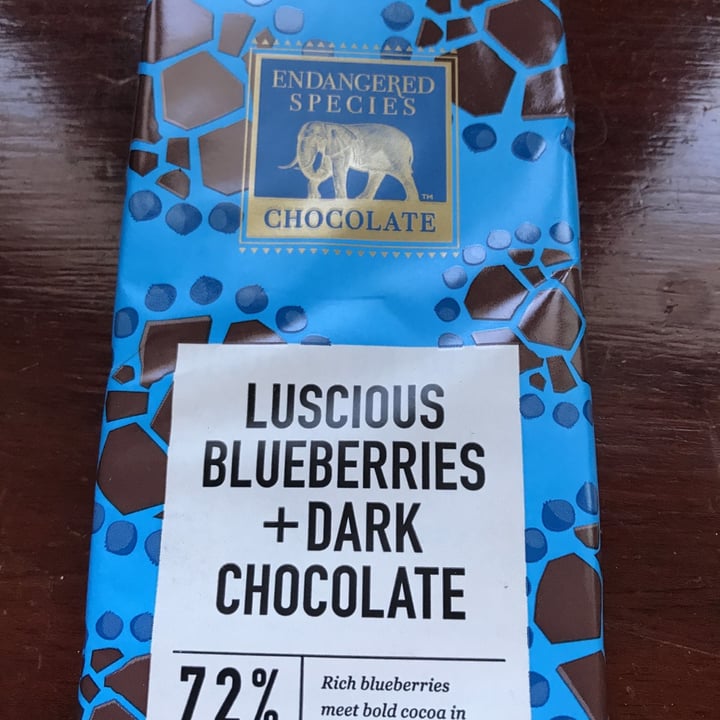 review photo of Endangered Species Chocolate Luscious Blueberries + Dark Chocolate shared by @john00 on 02 Apr 2021 - review