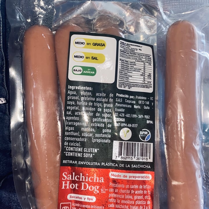 review photo of Cordon Green Salchicha Hot Dog shared by @vne on 07 Apr 2022 - review
