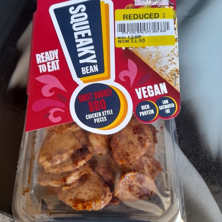 photo of Squeaky Bean Chicken Style Pieces, Vegan shared by @thehorrorherbivore on  15 Sep 2022 - review