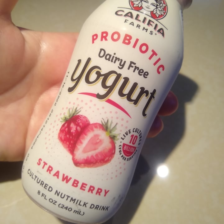 review photo of Califia Farms Probiotic Dairy Free Yogurt Drink Strawberry shared by @carmen-85 on 12 Nov 2020 - review